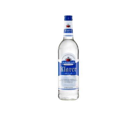 Das Bild zeigt eine Flasche NN Klarer.